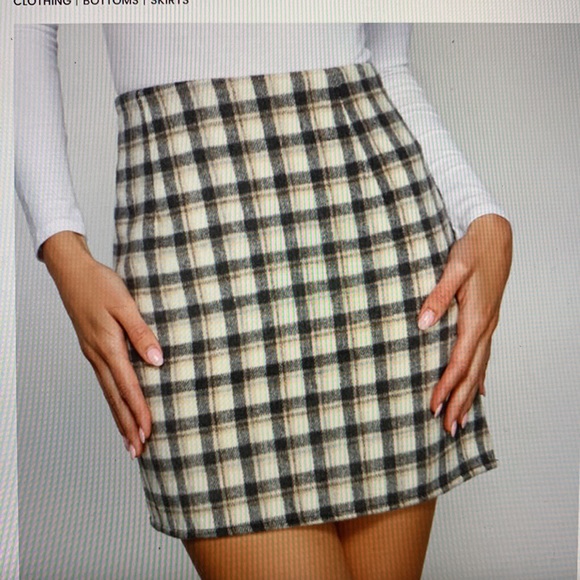 Windsor Dresses & Skirts - ❌sold❌windsor mini skirt BRAND NEW!!!